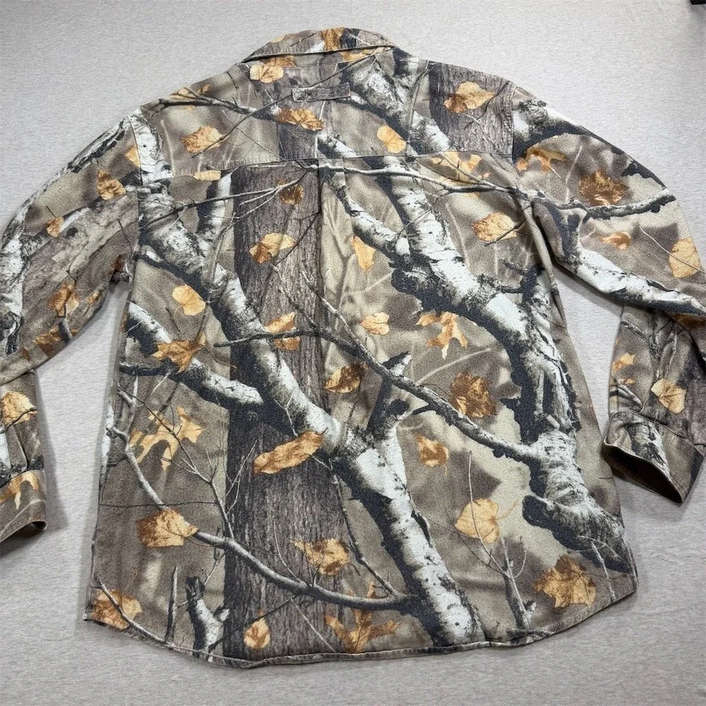 Legendary Whitetails Button-Up Shirt‎ Men's L Realtree Camo Long Sleeve